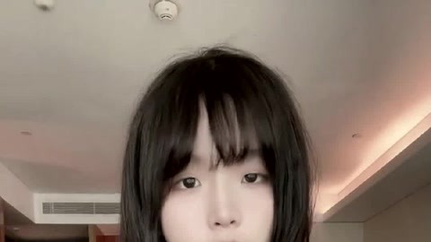 你好！梅芳草 视频缩略图