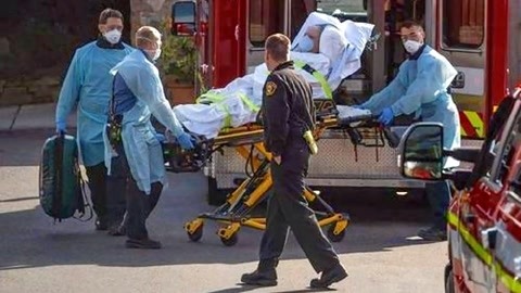 国王的全息图 视频缩略图