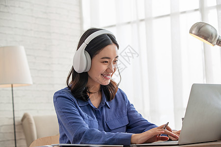 偷家派对 视频缩略图