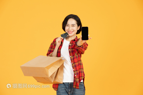 依然爱情服务生 视频缩略图