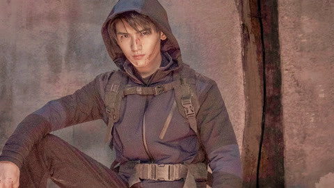 依兰爱情故事 视频缩略图