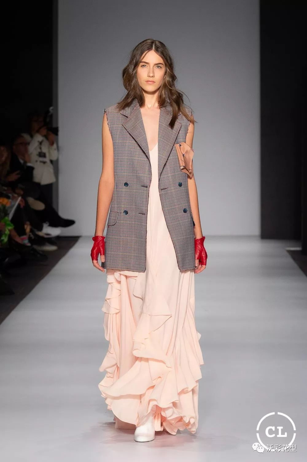 反诈风暴之猫鼠之战 视频缩略图