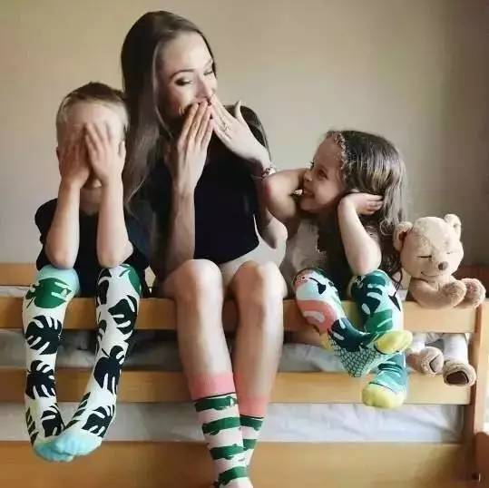 冰雪奇缘（粤语版） 视频海报