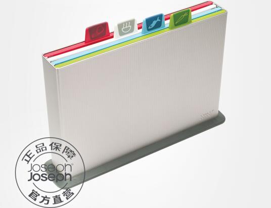 侏罗纪入侵 视频缩略图