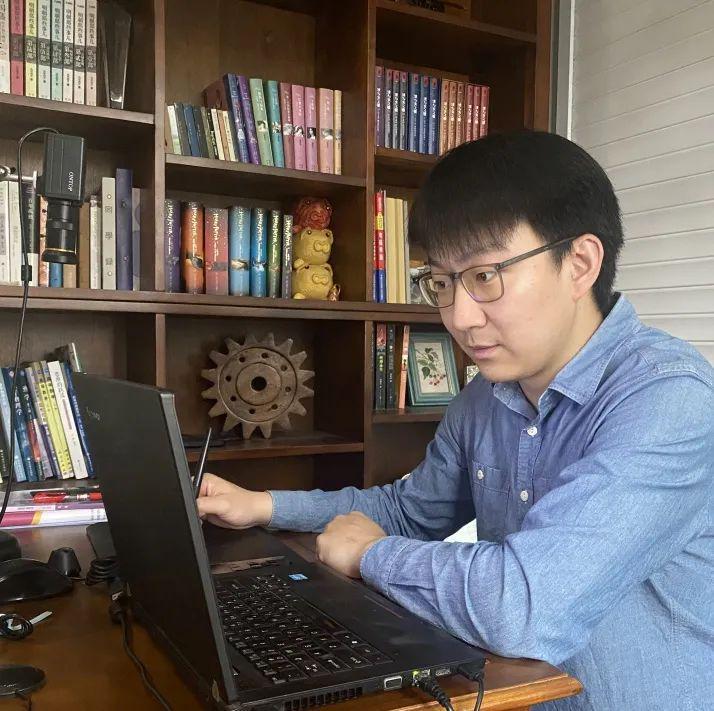 伴我同行 视频缩略图