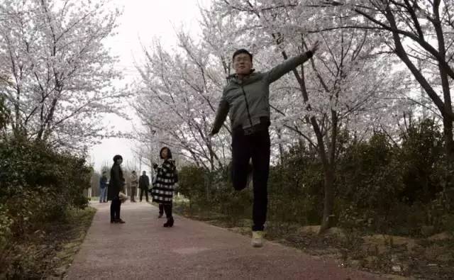 信天翁 视频缩略图