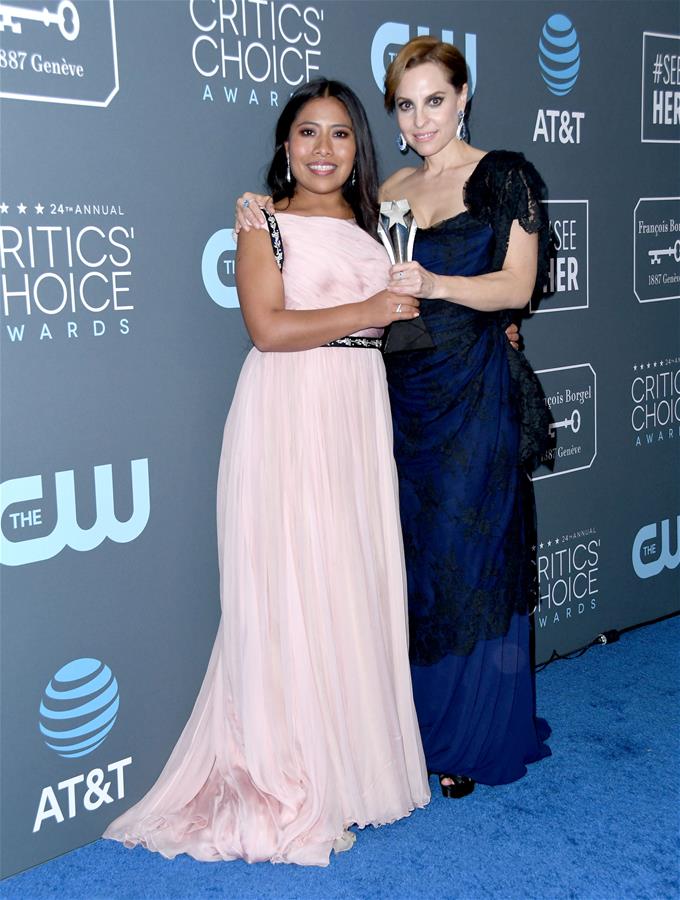 倾城十月 视频缩略图