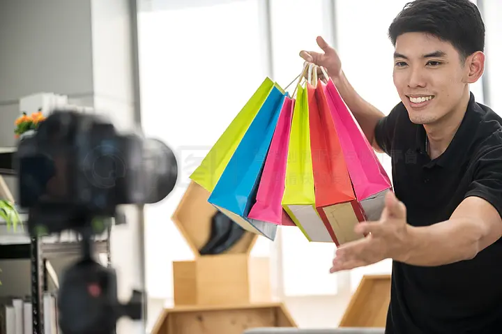 偷天换爱 视频缩略图