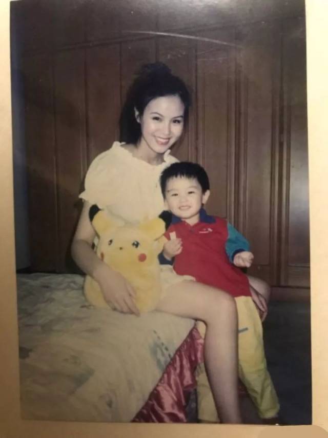 伊甸湖 视频缩略图