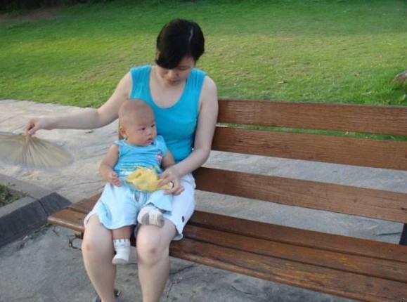 在街上 视频缩略图