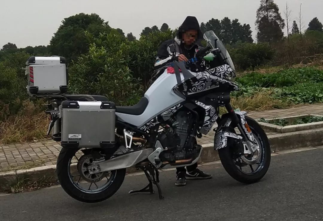 僵尸至尊 视频缩略图