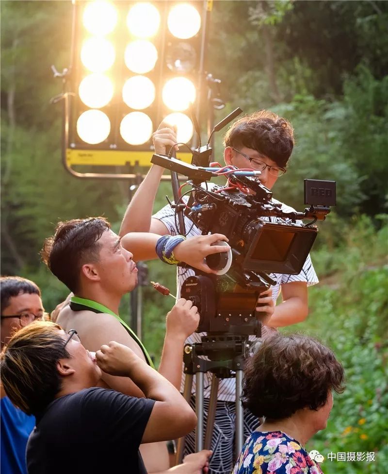 伊莲娜 视频缩略图