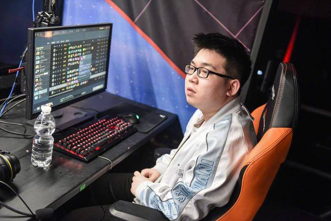 依兰爱情故事 视频主图