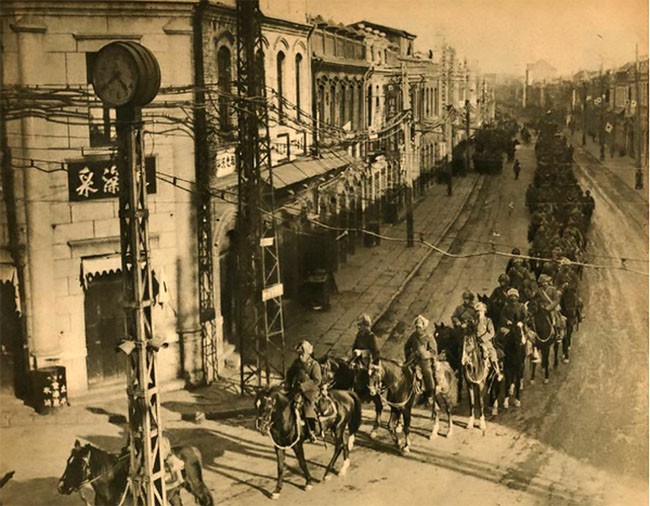 伦敦佬对抗活死人 视频海报