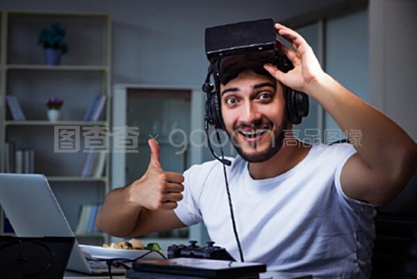 你的全部 视频海报