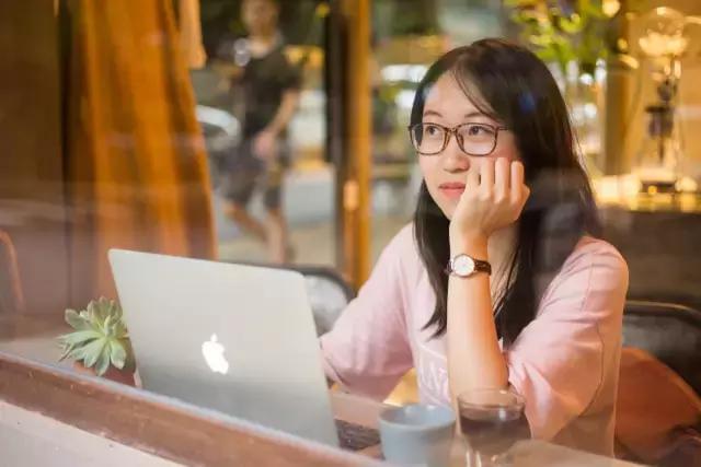 你是不是我的爱人 视频缩略图