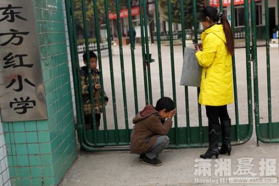 外星幻想曲 视频缩略图