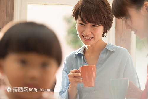 倔强的牛顿 视频缩略图