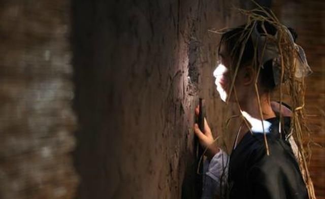 夜袭寡妇村 视频海报