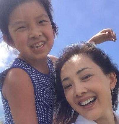 五个光头的少年 视频主图