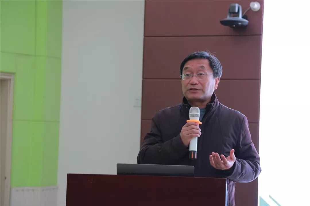 假偶成真 视频缩略图